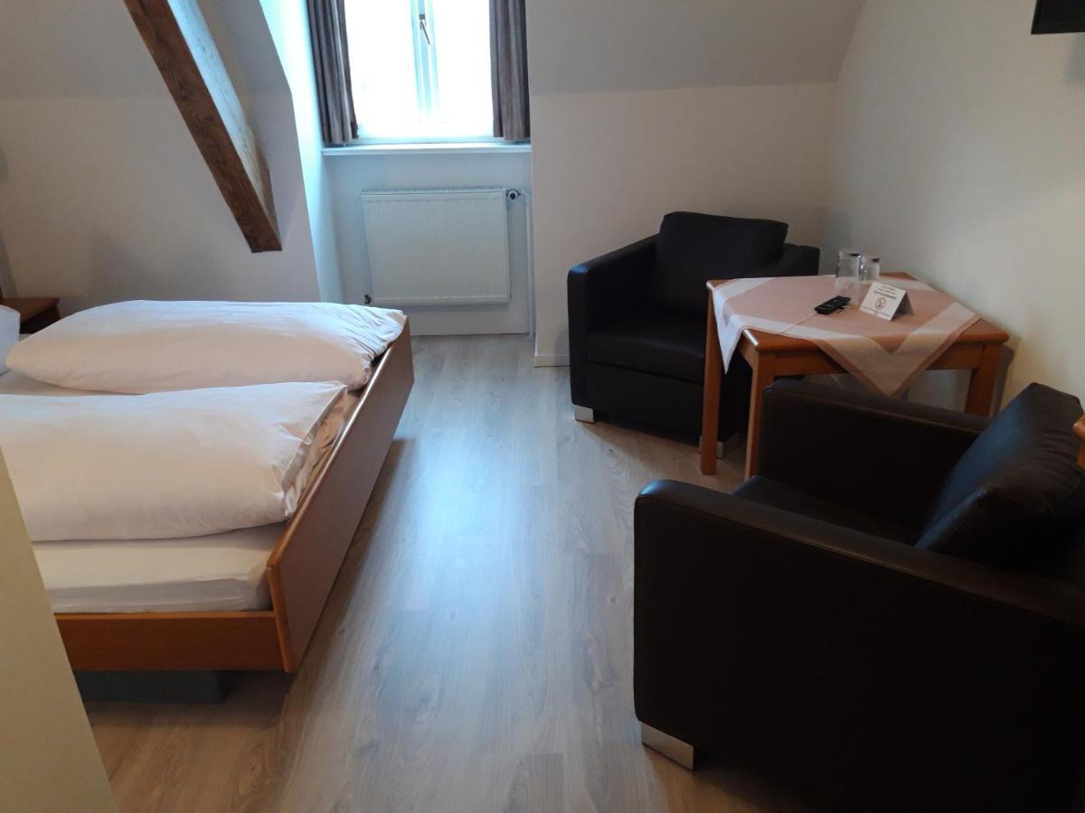Burghotel Lichtenberg  Extérieur photo
