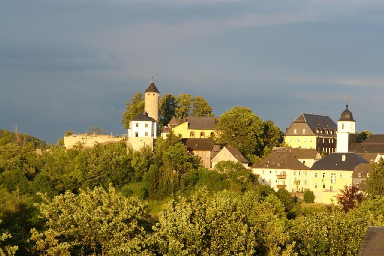Burghotel Lichtenberg  Extérieur photo